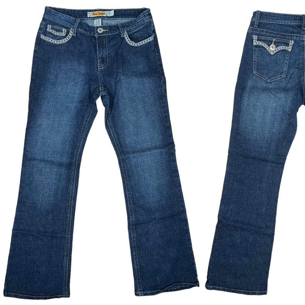 True People (11) 30x31 Jeans Bootleg Mid-Rise Stretch Silver Studs Embellished
